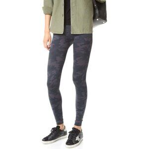 Spanx Look At Me Now Black Camo Leggings Nylon & Elastane Size M,‎ 6/8 NWT